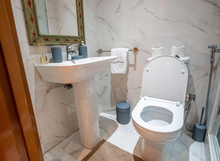 Cozy 2Br Getaway In Rabat Center Appartement Buitenkant foto