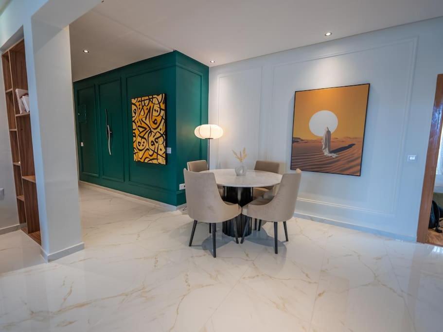 Cozy 2Br Getaway In Rabat Center Appartement Buitenkant foto